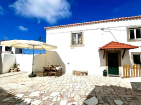 Picturesque cottage in Ulgueira, Sintra-Cascais Natural Park